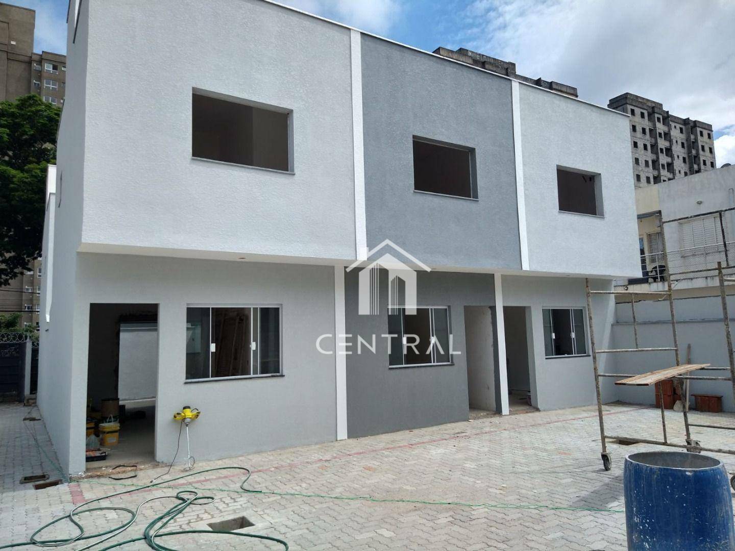 Sobrado à venda com 2 quartos, 70m² - Foto 4