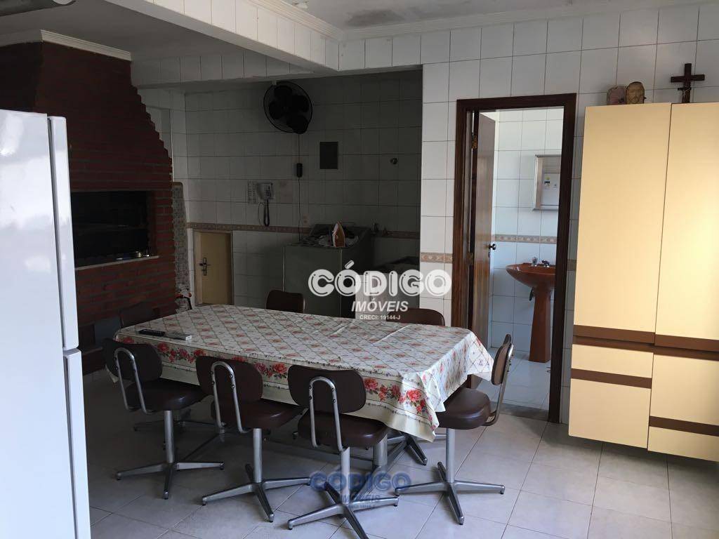 Sobrado à venda com 5 quartos, 205m² - Foto 14