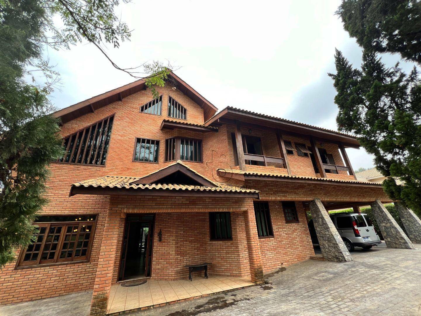 Sobrado à venda com 6 quartos, 604m² - Foto 1