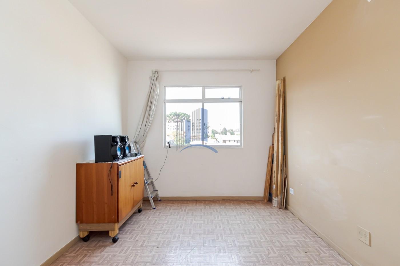 Apartamento à venda com 2 quartos, 55m² - Foto 13