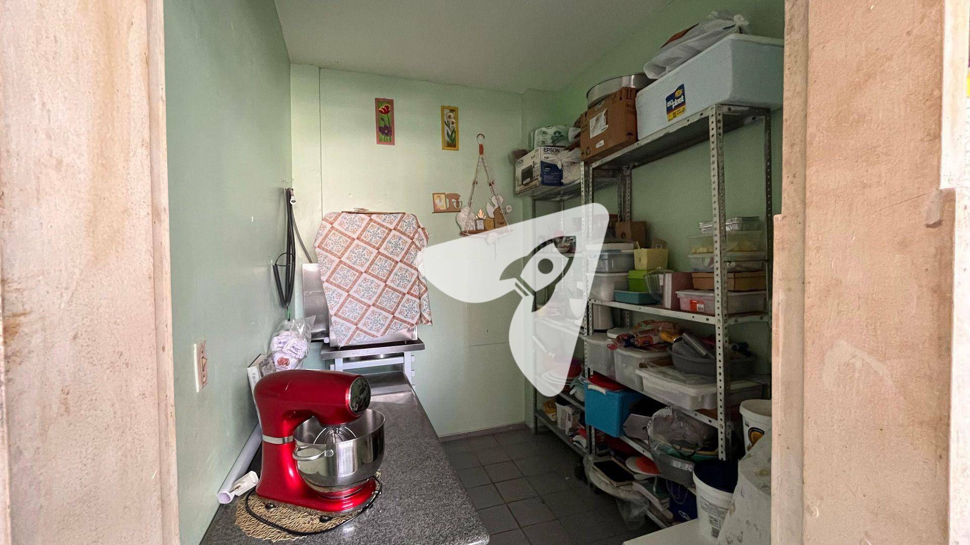 Apartamento à venda com 3 quartos, 130m² - Foto 19