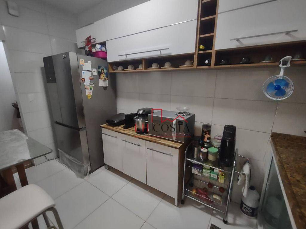 Apartamento à venda com 3 quartos, 80m² - Foto 20