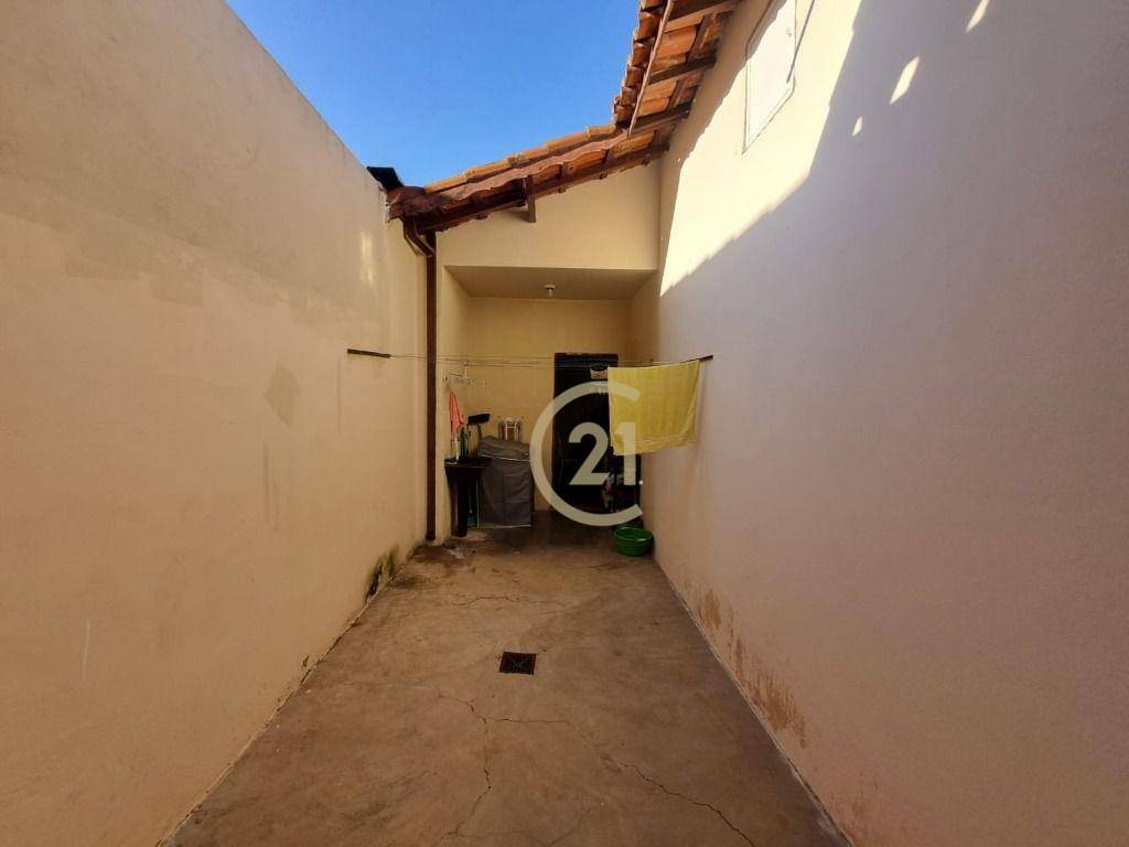 Casa à venda com 2 quartos, 81m² - Foto 15