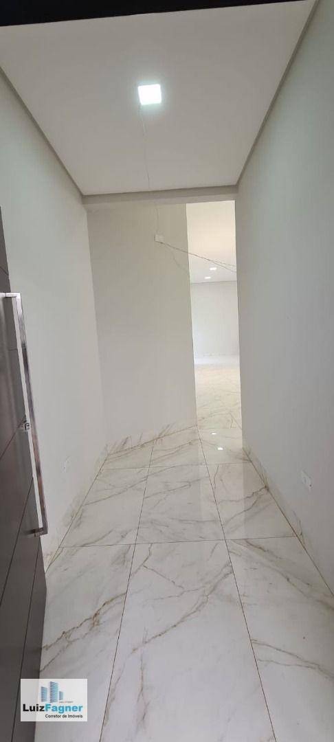 Casa à venda com 3 quartos, 205m² - Foto 5