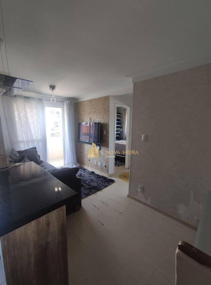 Apartamento à venda com 2 quartos, 50m² - Foto 2