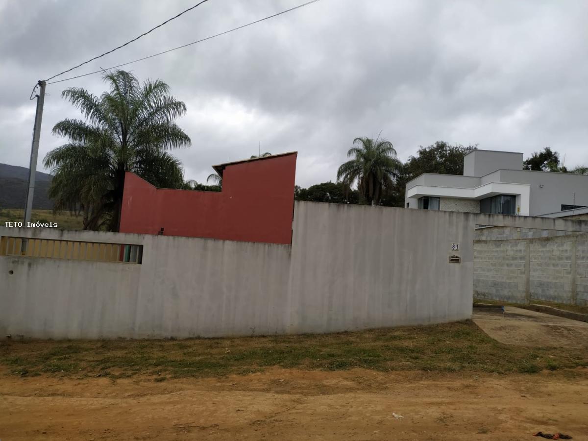 Casa à venda com 1 quarto, 450m² - Foto 1