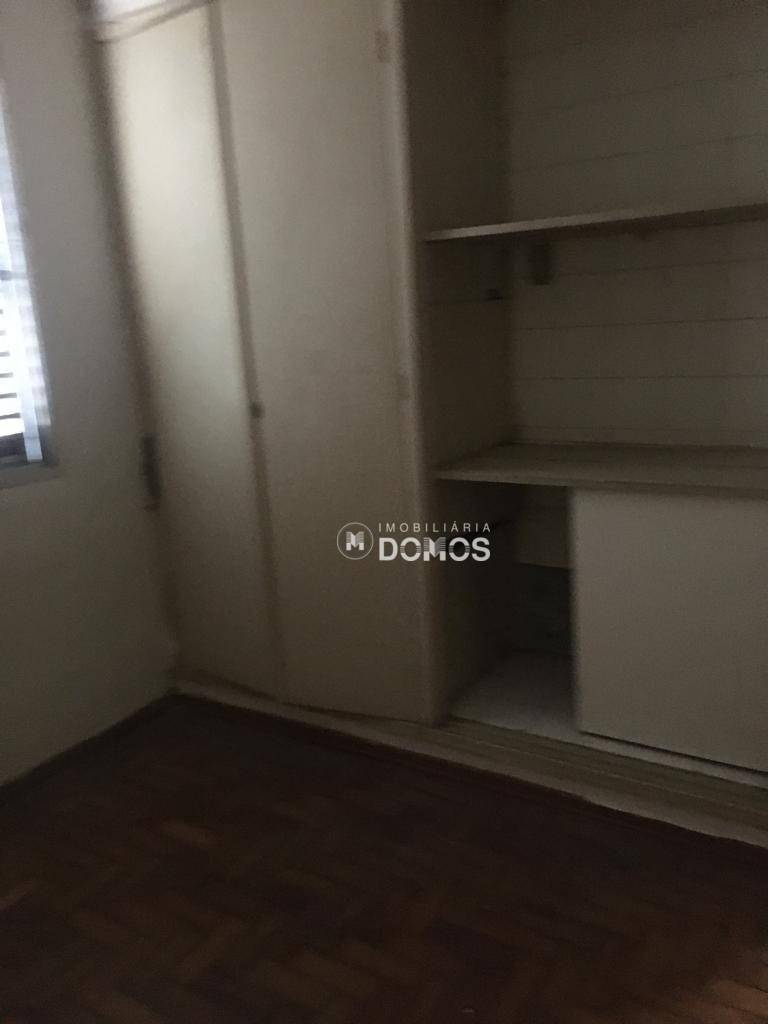 Casa para alugar com 3 quartos, 200m² - Foto 17