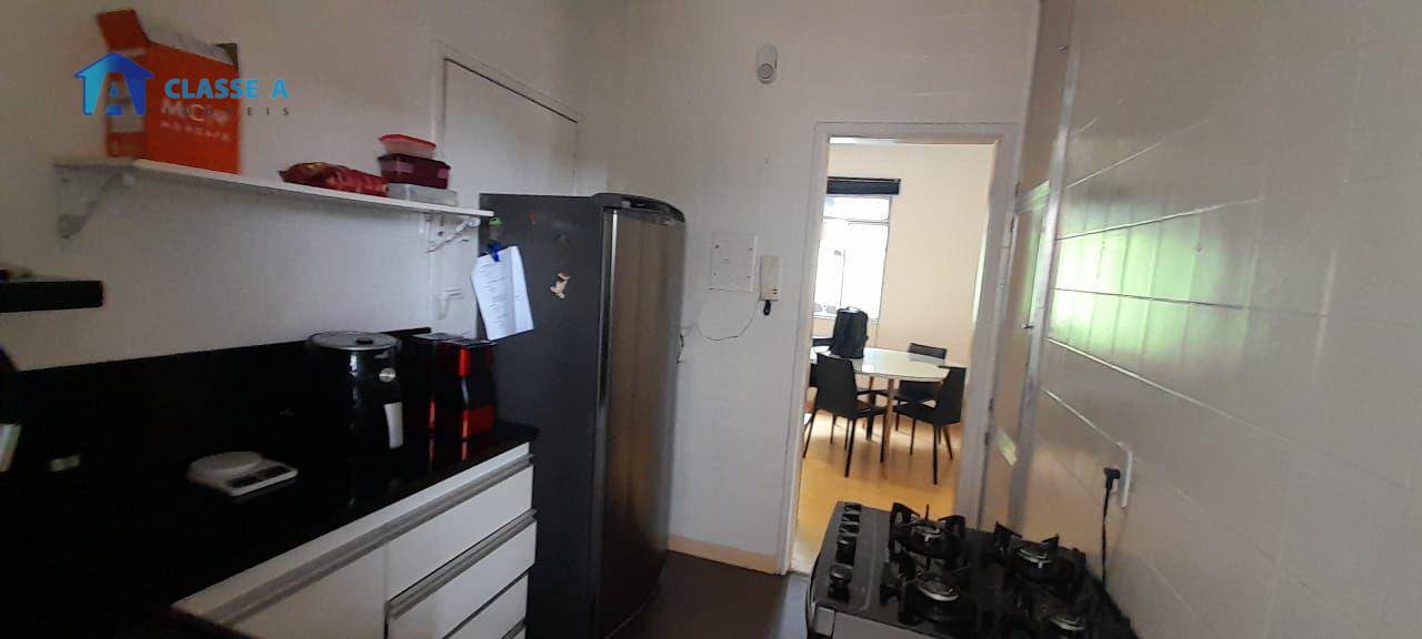 Apartamento à venda com 2 quartos, 100m² - Foto 13