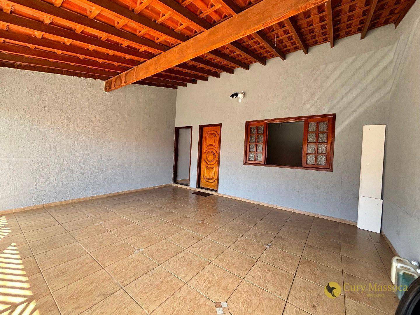 Casa à venda com 2 quartos, 110m² - Foto 2