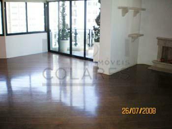 Apartamento para alugar com 4 quartos, 216m² - Foto 1