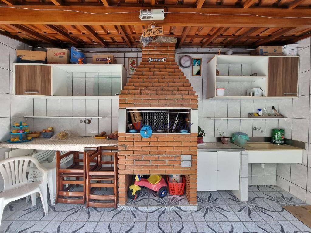 Sobrado à venda com 3 quartos, 190m² - Foto 3