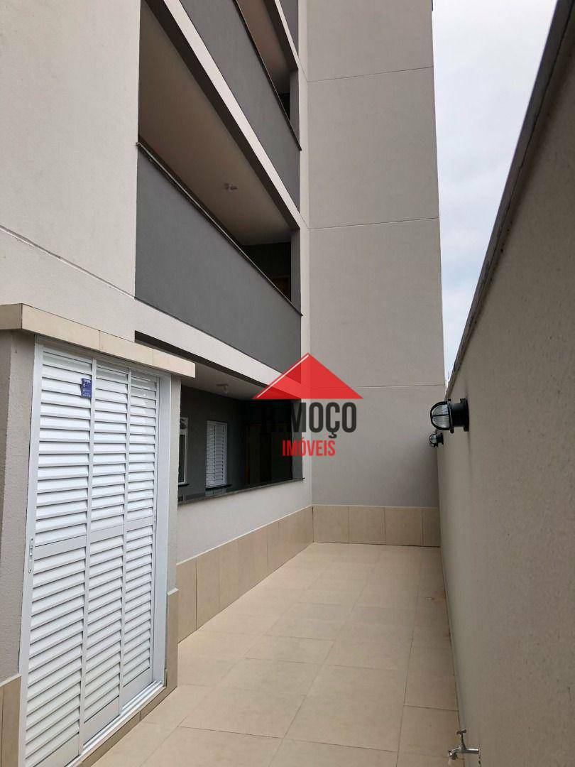 Apartamento à venda com 2 quartos, 64m² - Foto 12