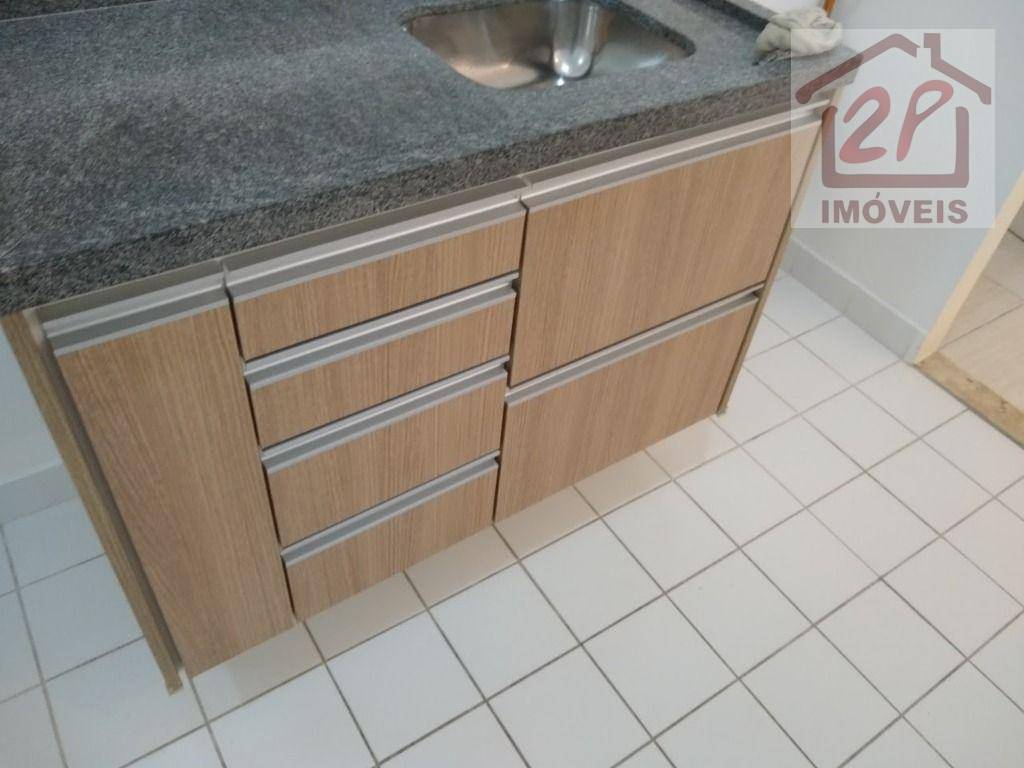 Apartamento à venda com 3 quartos, 67m² - Foto 3