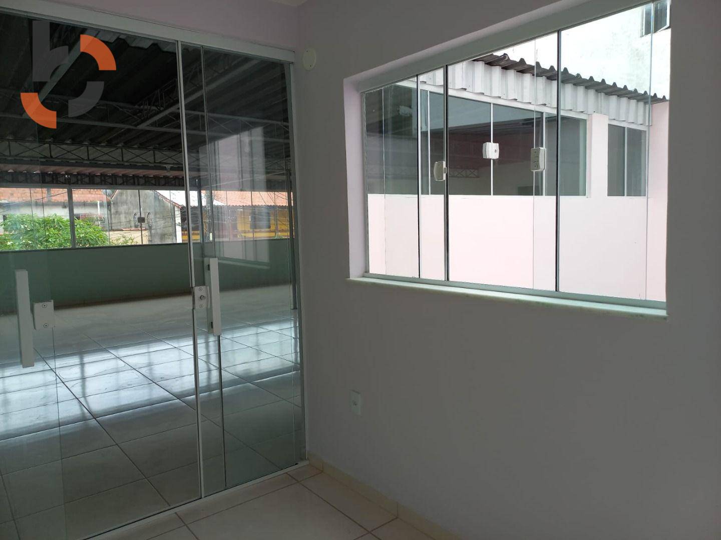 Casa à venda com 2 quartos, 200m² - Foto 30