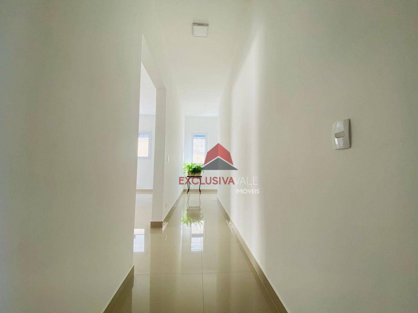 Casa de Condomínio à venda com 4 quartos, 330m² - Foto 9