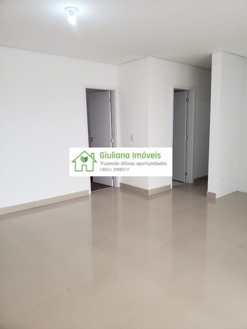 Apartamento para alugar com 3 quartos, 85m² - Foto 1