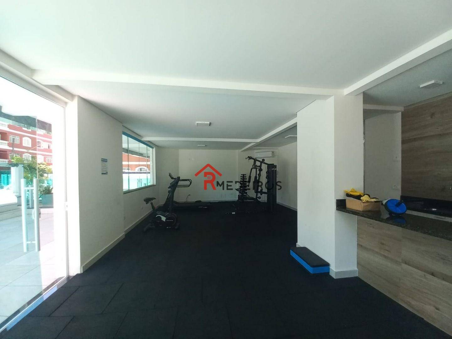 Apartamento à venda com 2 quartos, 69m² - Foto 20