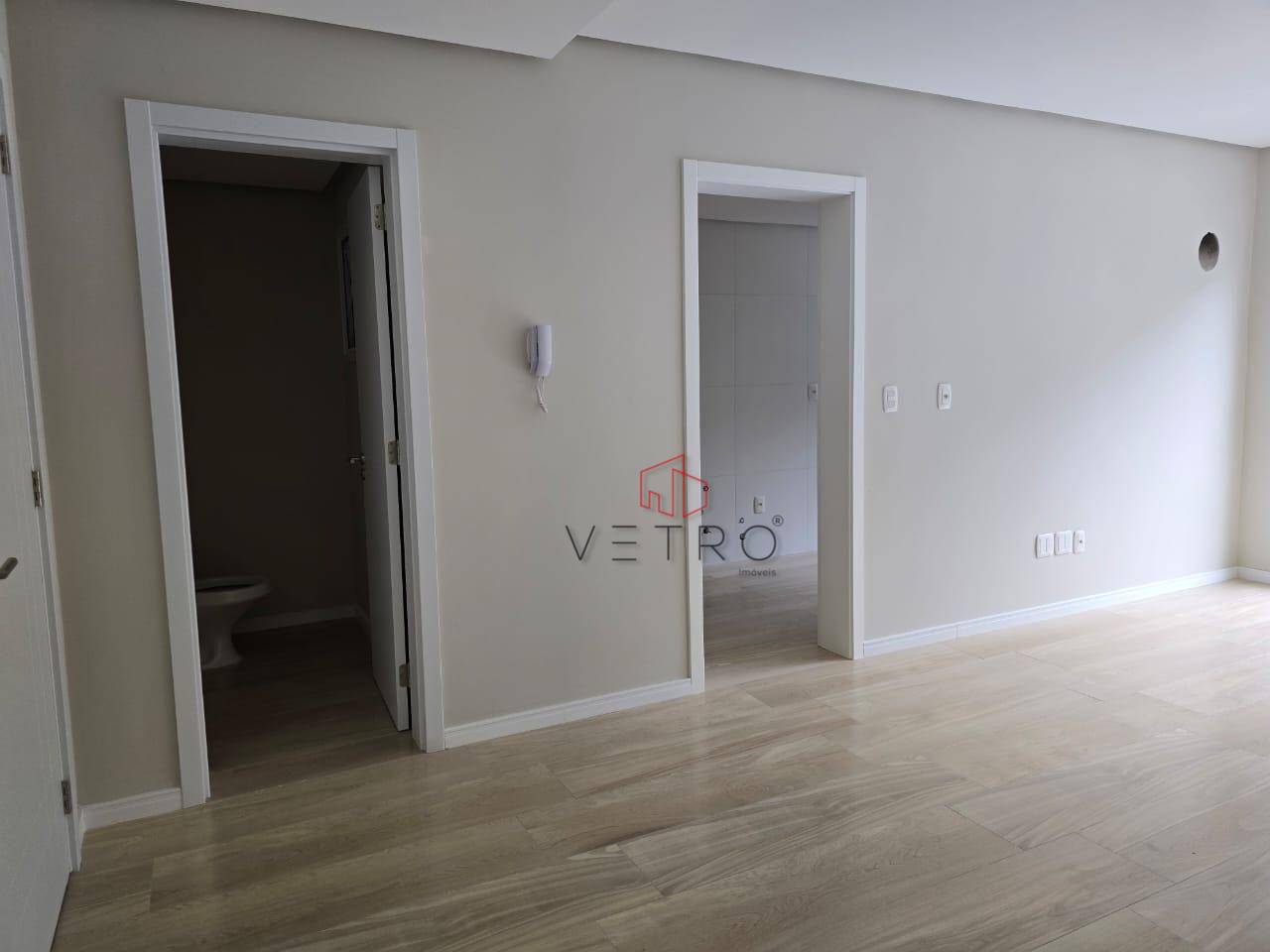 Apartamento à venda com 1 quarto, 67m² - Foto 2