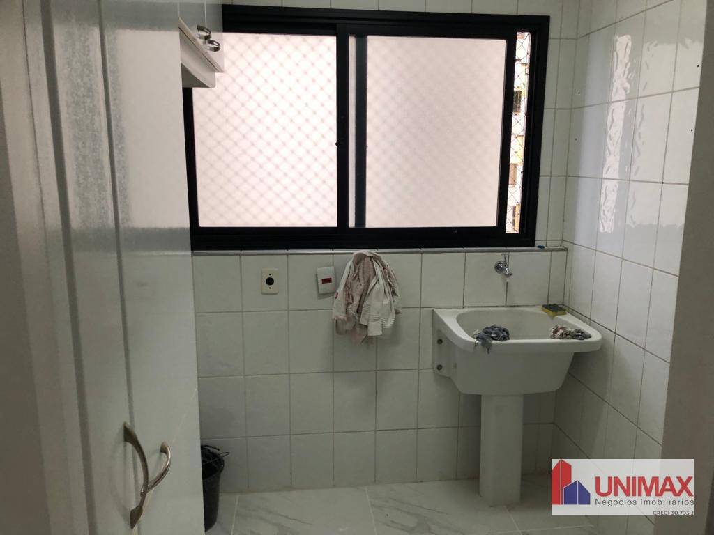 Apartamento à venda com 3 quartos, 168m² - Foto 26