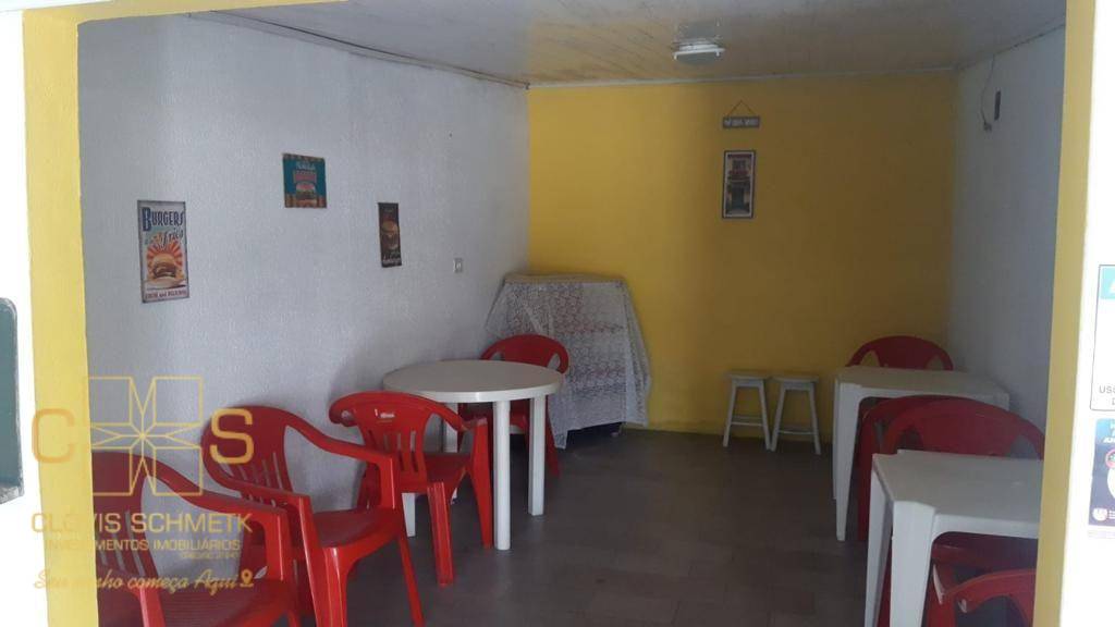 Casa à venda com 4 quartos, 200m² - Foto 17