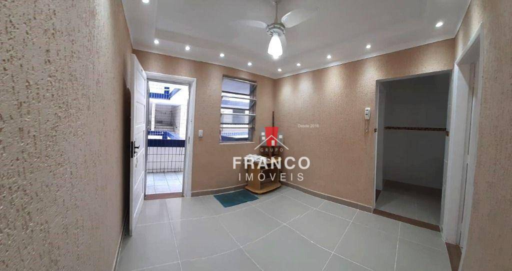 Apartamento à venda com 1 quarto, 40m² - Foto 5