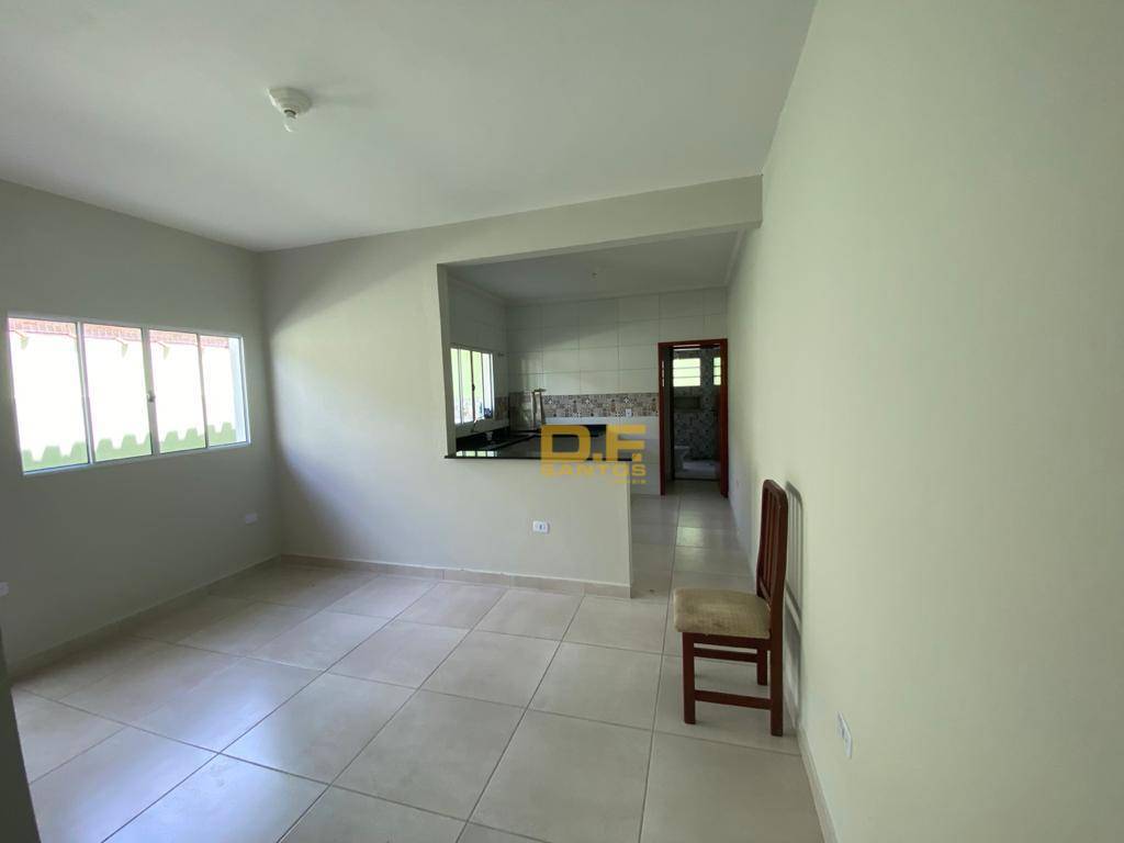 Casa à venda com 2 quartos, 77m² - Foto 9