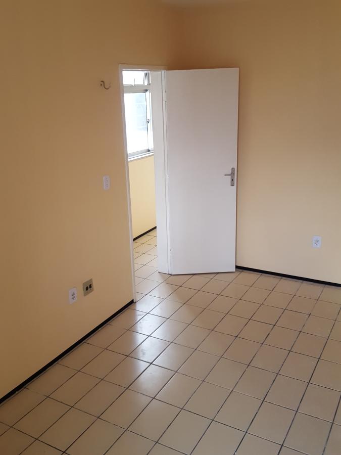 Apartamento para alugar com 2 quartos, 85m² - Foto 24