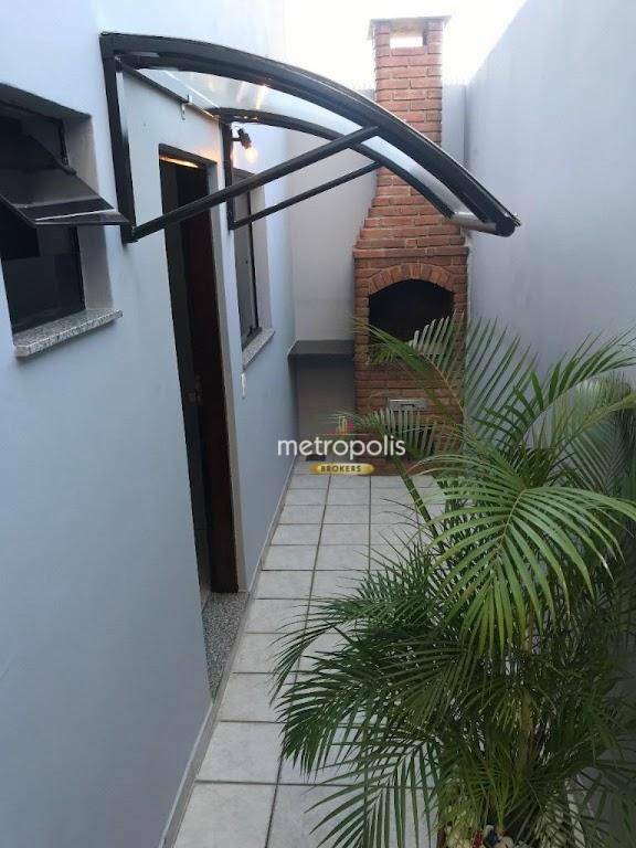 Casa à venda com 3 quartos, 210m² - Foto 11