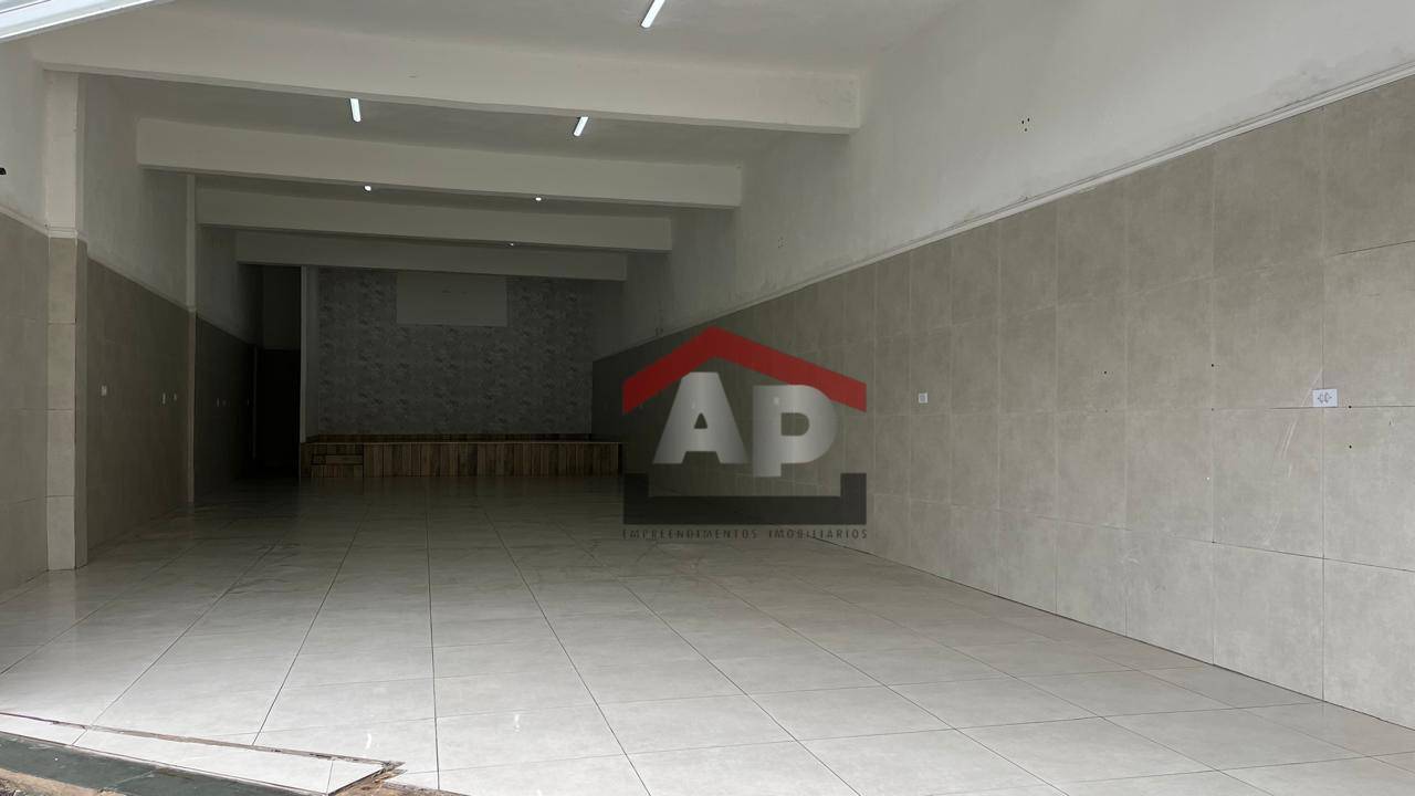 Casa, 3 quartos, 220 m² - Foto 3