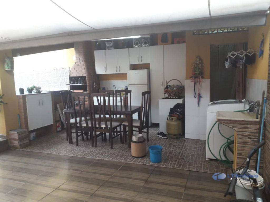 Casa à venda com 2 quartos, 120m² - Foto 14