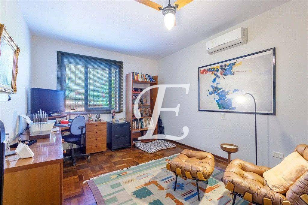 Casa à venda com 4 quartos, 304m² - Foto 20