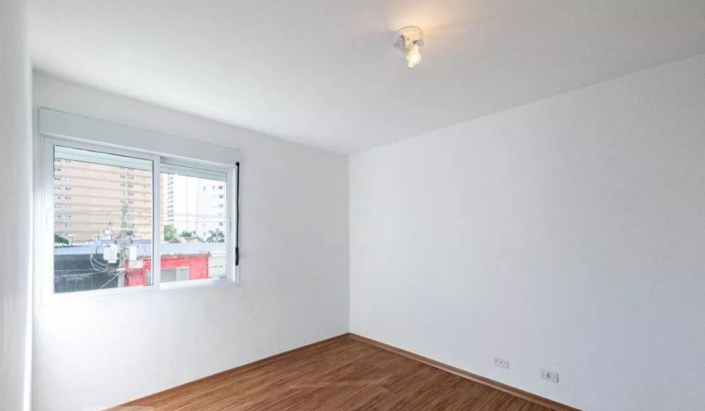 Apartamento à venda com 2 quartos, 70m² - Foto 14