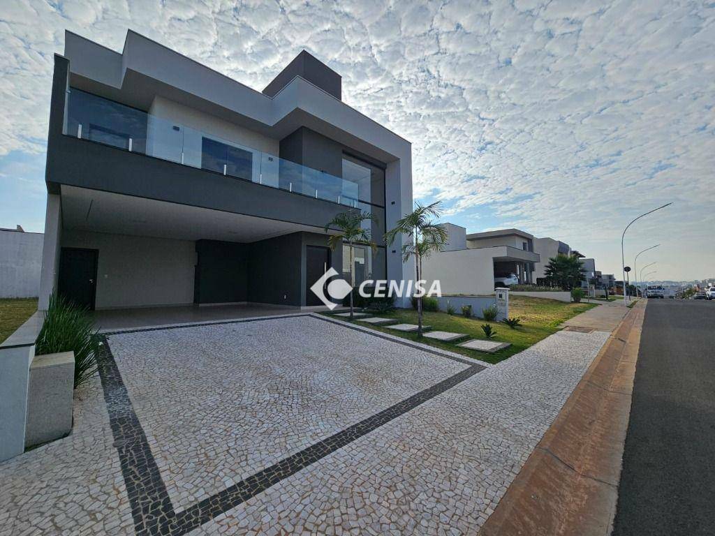 Casa de Condomínio à venda com 4 quartos, 297m² - Foto 1