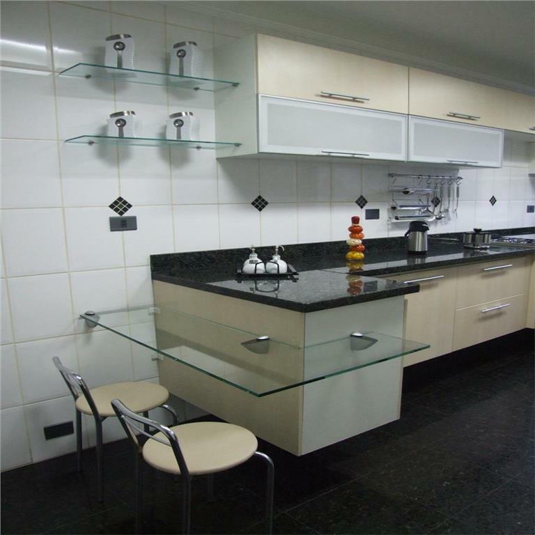 Apartamento à venda com 3 quartos, 180m² - Foto 13