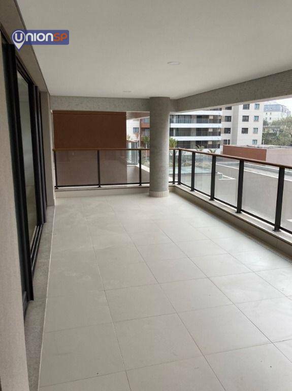 Apartamento à venda com 3 quartos, 195m² - Foto 12