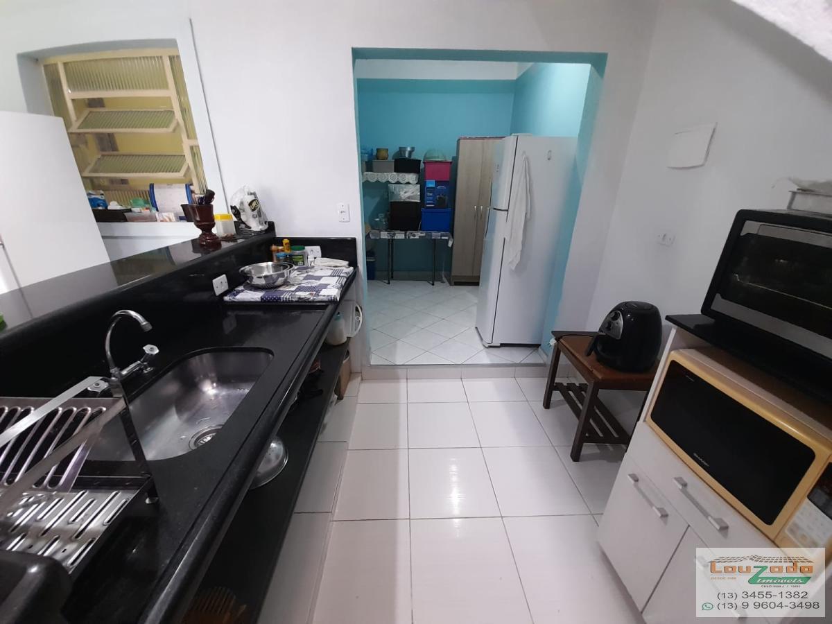 Casa à venda com 3 quartos, 327m² - Foto 14