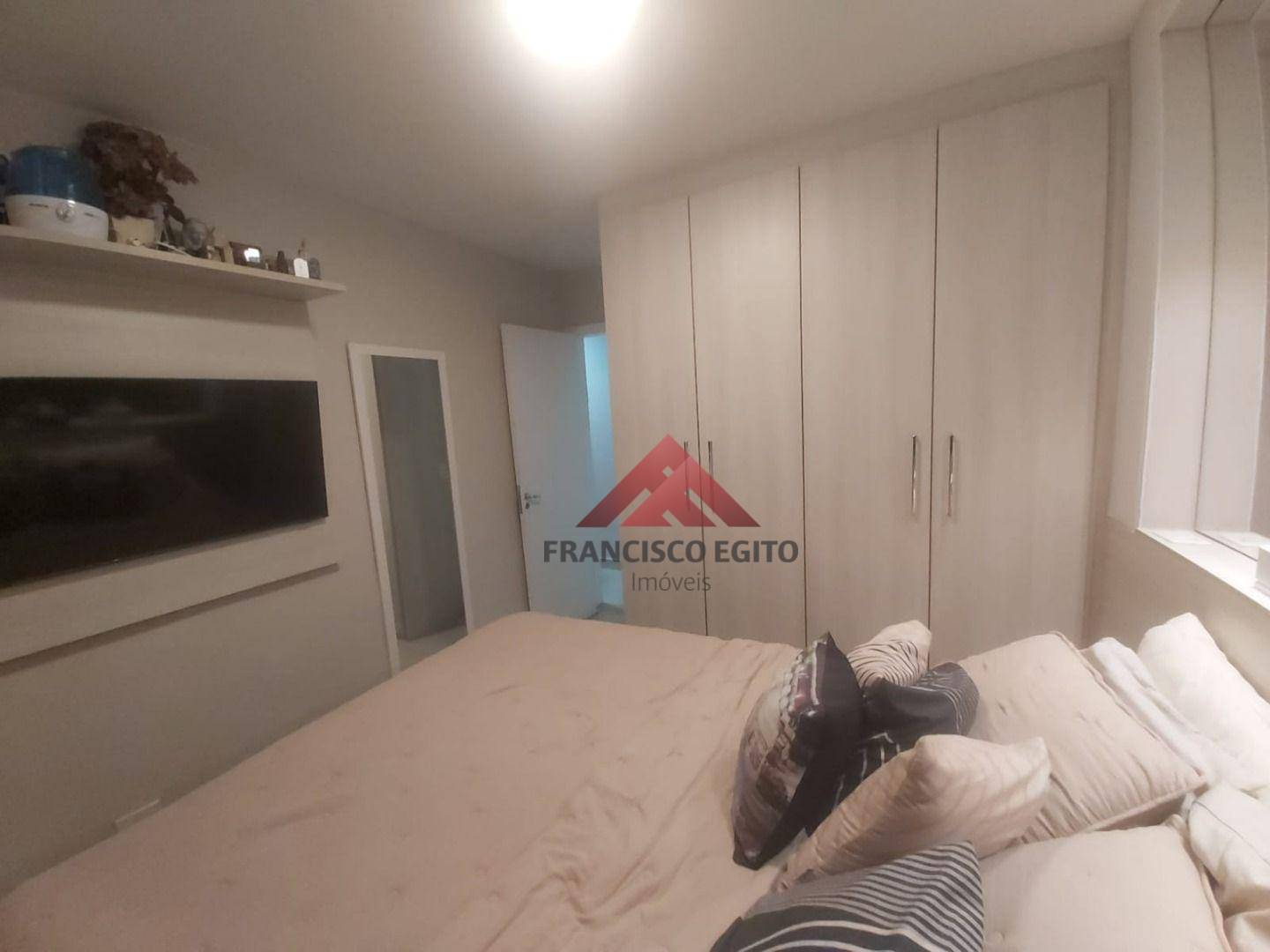 Apartamento à venda com 2 quartos, 80m² - Foto 15