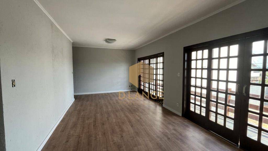 Casa à venda com 3 quartos, 281m² - Foto 11