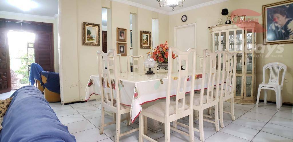 Casa, 4 quartos, 229 m² - Foto 5