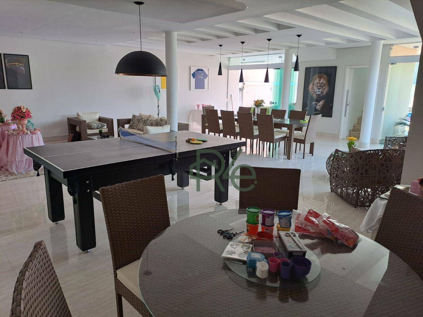 Casa de Condomínio à venda com 4 quartos, 377m² - Foto 12