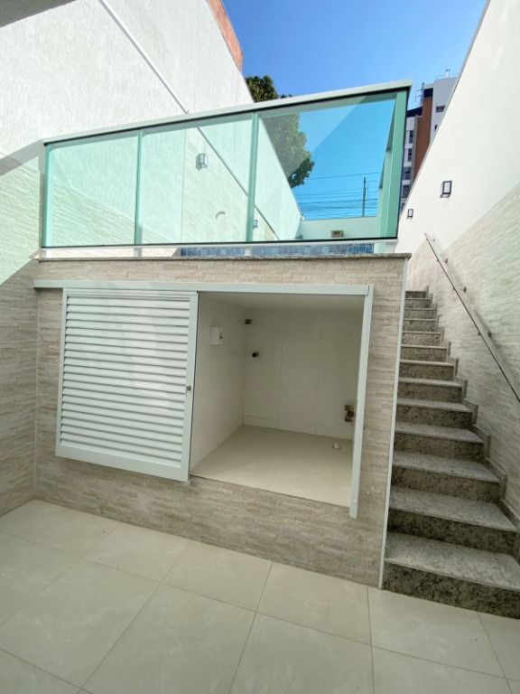 Sobrado à venda com 3 quartos, 240m² - Foto 52