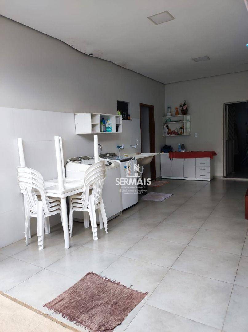 Casa à venda com 3 quartos, 300m² - Foto 19