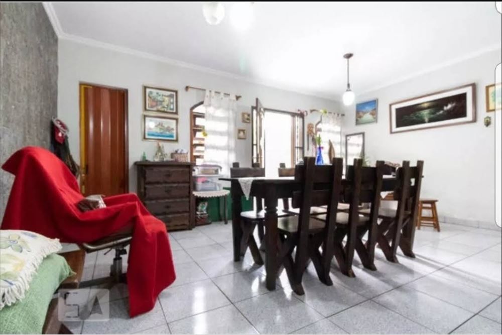 Casa de Condomínio à venda com 4 quartos, 231m² - Foto 1