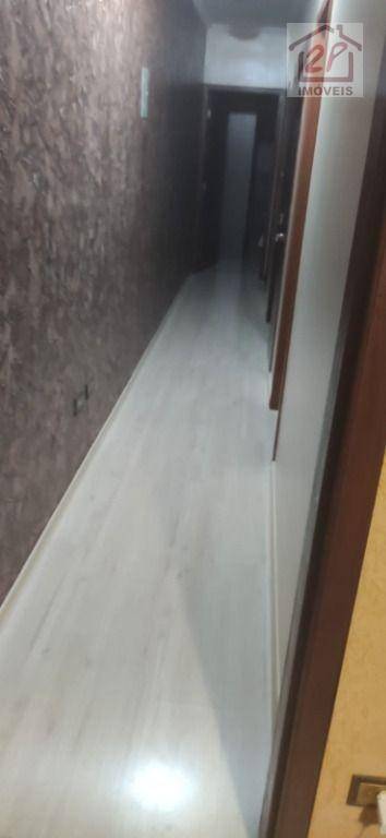 Sobrado à venda com 4 quartos, 121m² - Foto 4