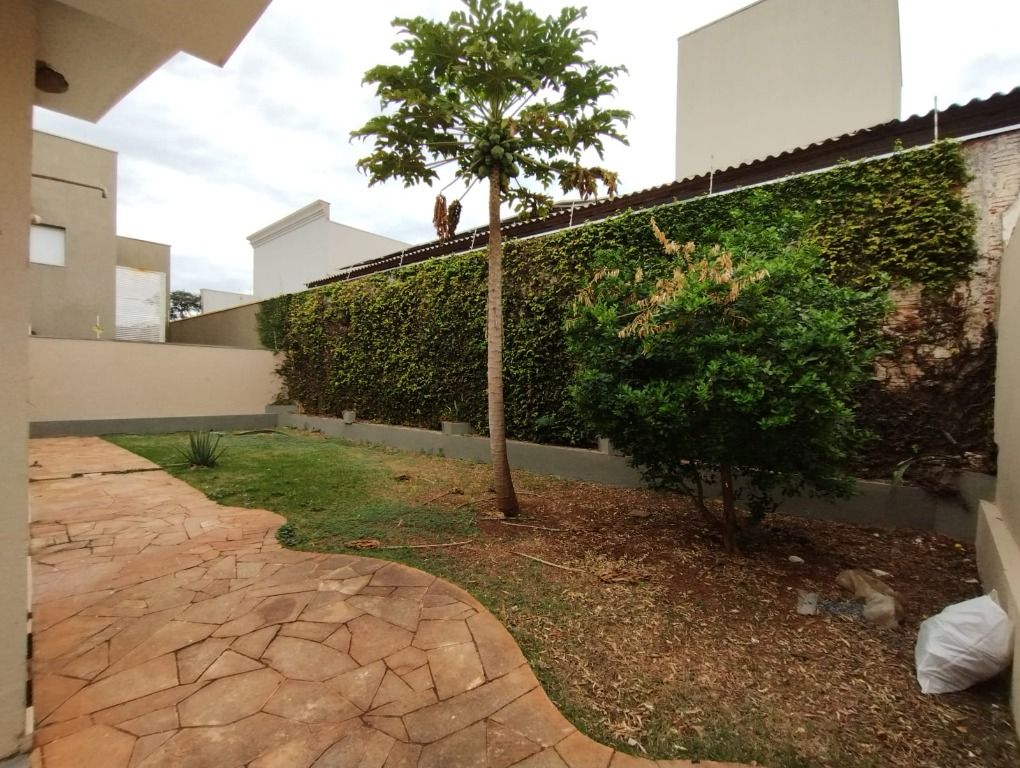 Casa à venda com 3 quartos, 250m² - Foto 15