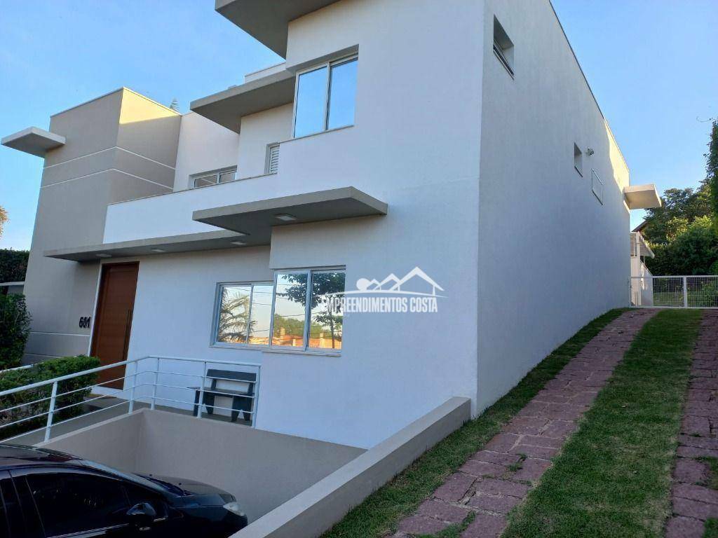 Casa de Condomínio à venda com 4 quartos, 249m² - Foto 3