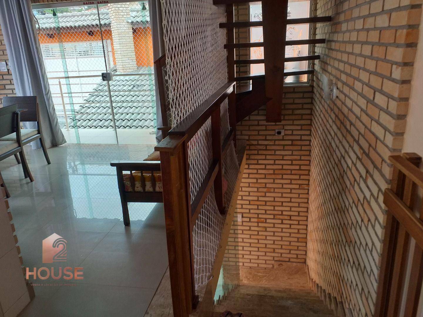 Casa à venda com 3 quartos, 250m² - Foto 14