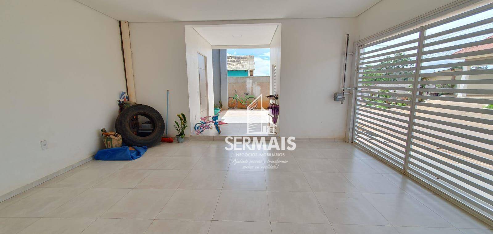 Casa à venda com 3 quartos, 192m² - Foto 3