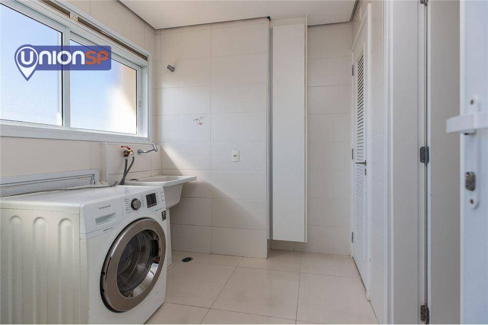 Apartamento à venda com 3 quartos, 157m² - Foto 19