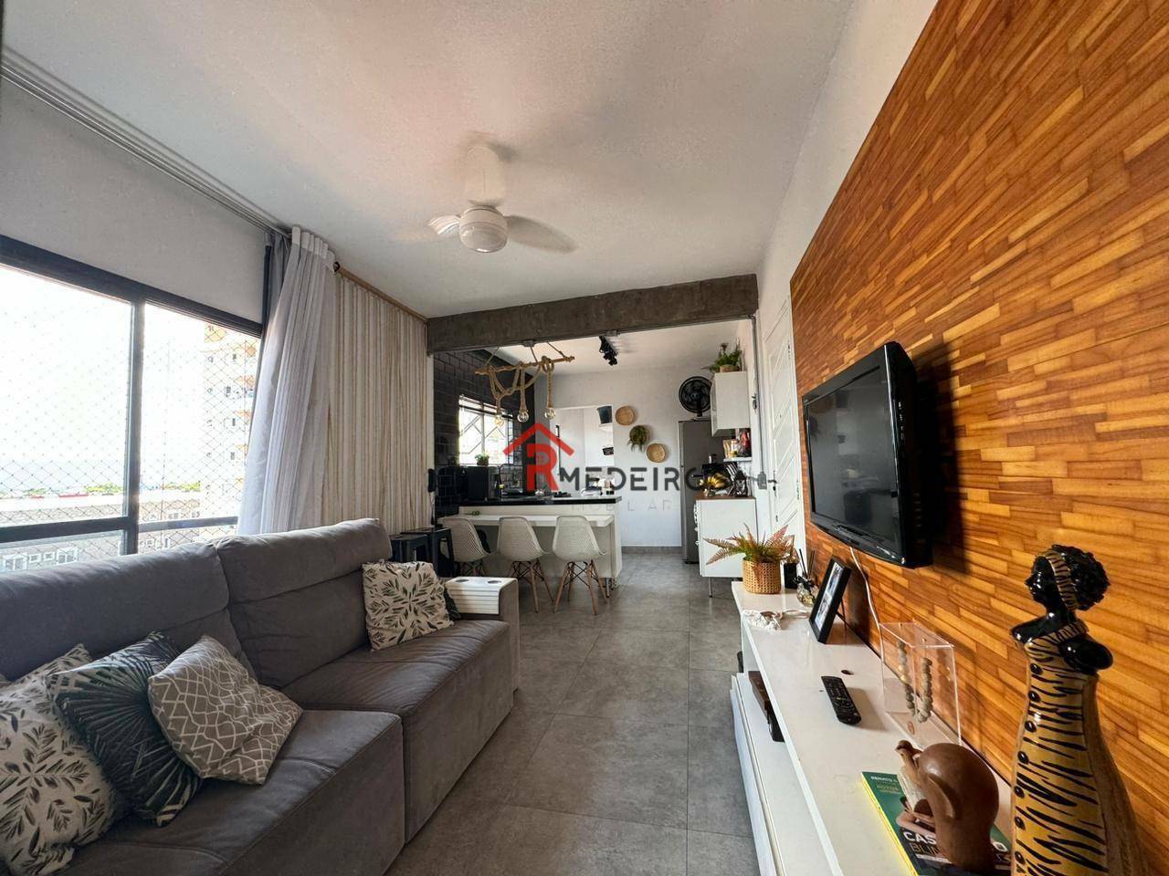 Apartamento à venda com 1 quarto, 43m² - Foto 1